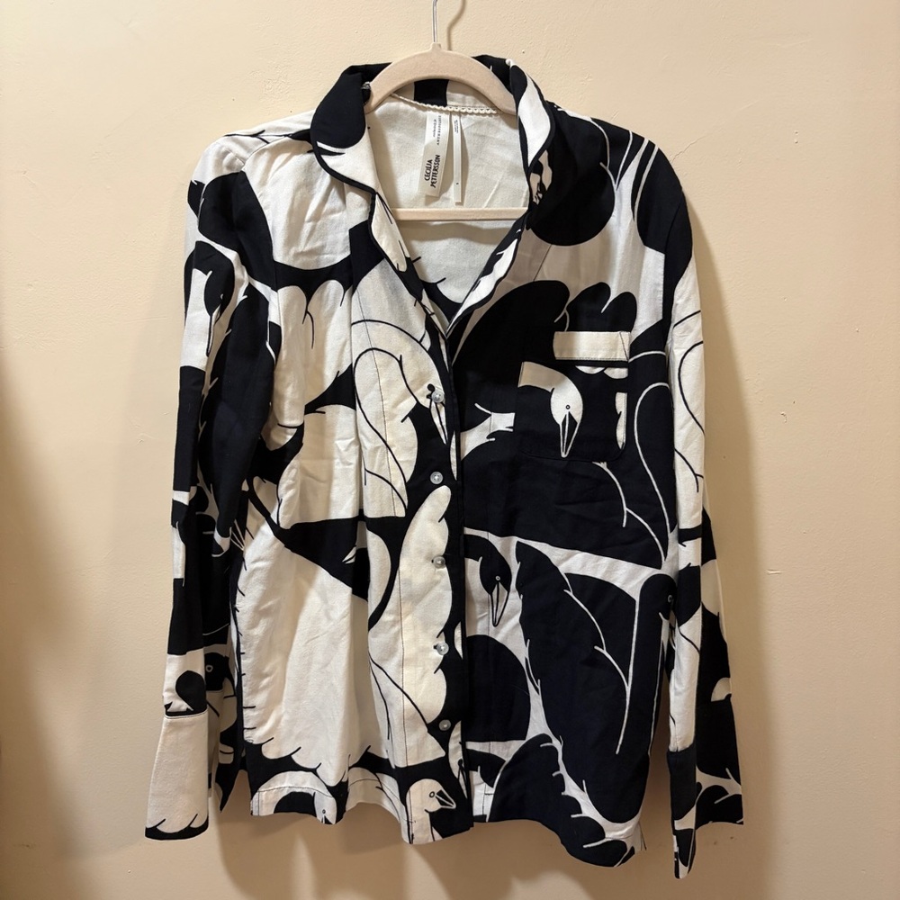 anthropologie x cecilia pettersson black and white swan print button down blouse